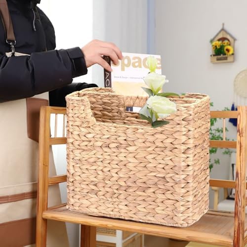 Wicker Magazine Rack - 142 x 114 x 67 Inch