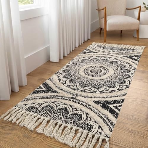 LEEVAN Boho Runner Rug 2x4 ft Mandala Design with Tassels