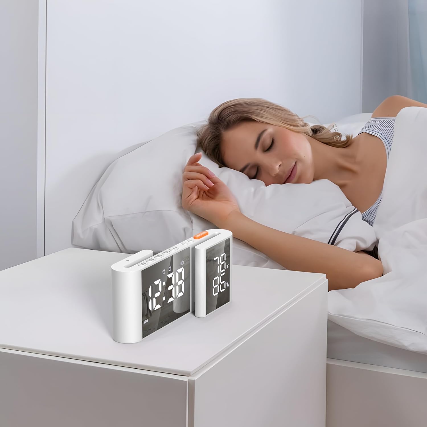 Vauno S-Shaped Alarm Clock with Dual Display and FM Radio