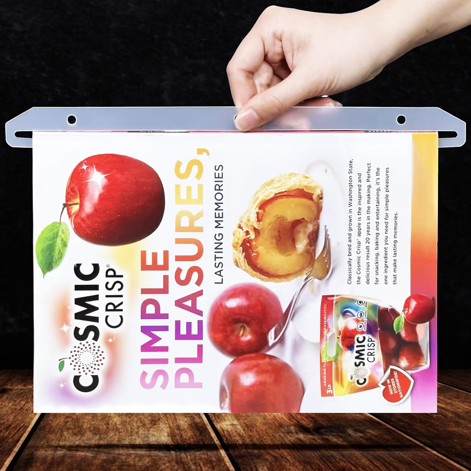 CollectHall Magazine Holders 40 Pack Translucent White 3 Hole Punched