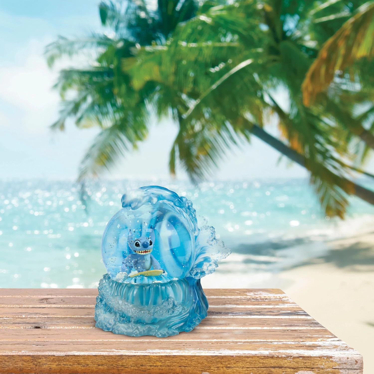 Enesco Disney Showcase Lilo and Stitch Surfing Water Globe 6 Inch Blue